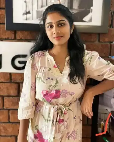 Call Girls Charni Road