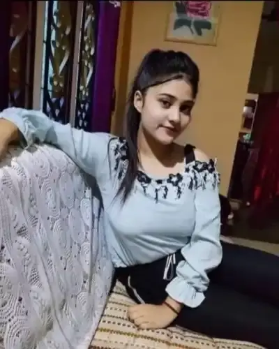 Call Girls Service in Charni Road