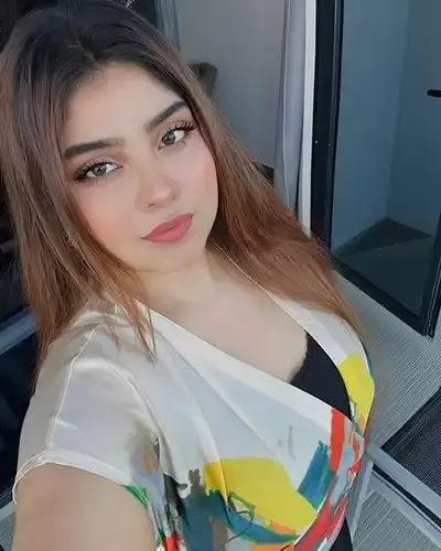 Charni Road Escort